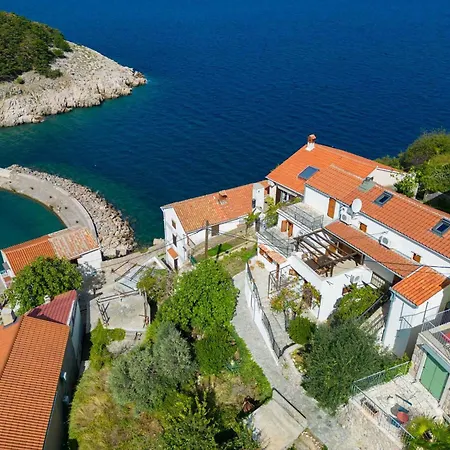 Apartment Near In Vrbnik-insel Krk 58320